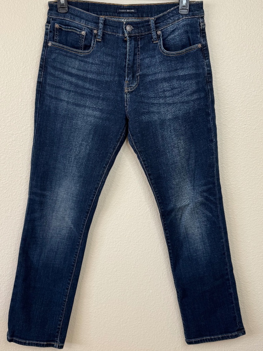 Lucky Brand 223 Straight Jeans Mens 31x30 Dark Wash Coolmax Stretch Denim